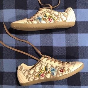 Authentic Dior monogram floral sneaker